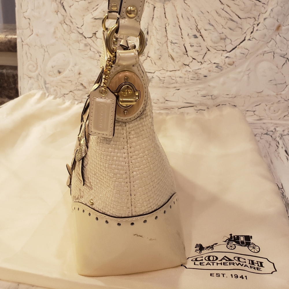 Coach Limited Edition Flowered Straw Bag 104 - Picture 10 of 16